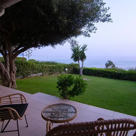 Apartamento Seaside Garden Antonio 50 *